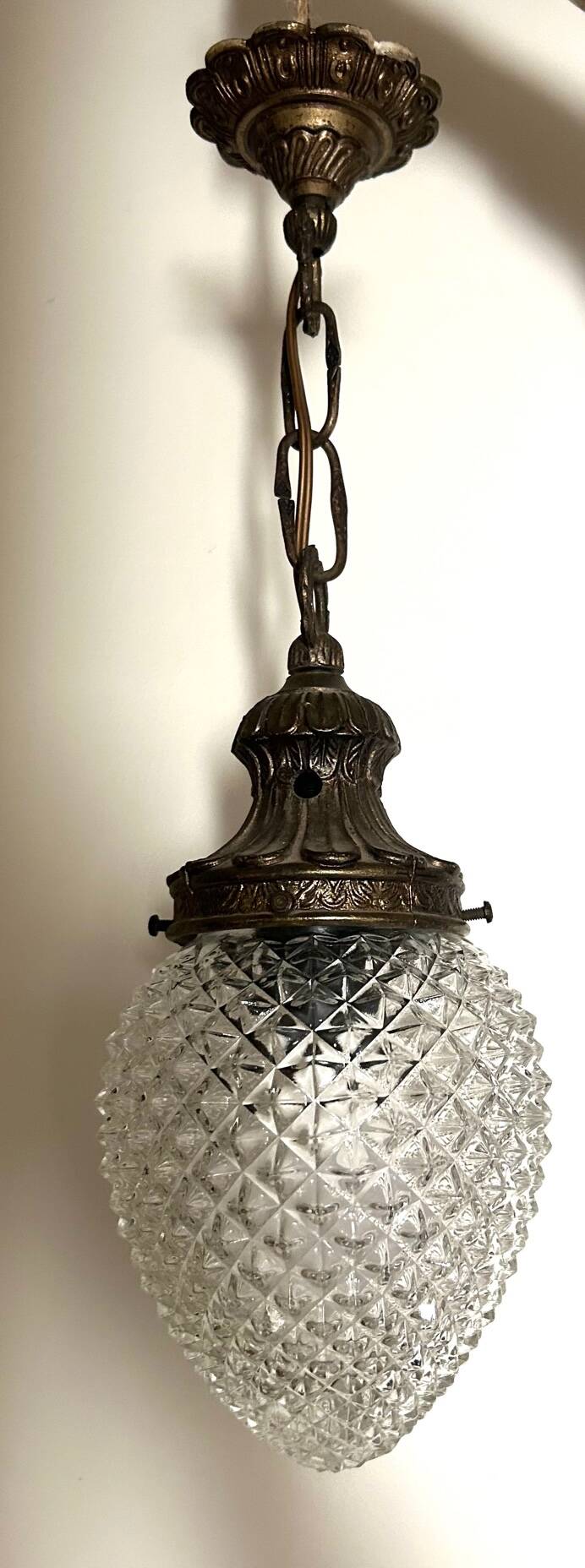 Brass pineapple pendant light