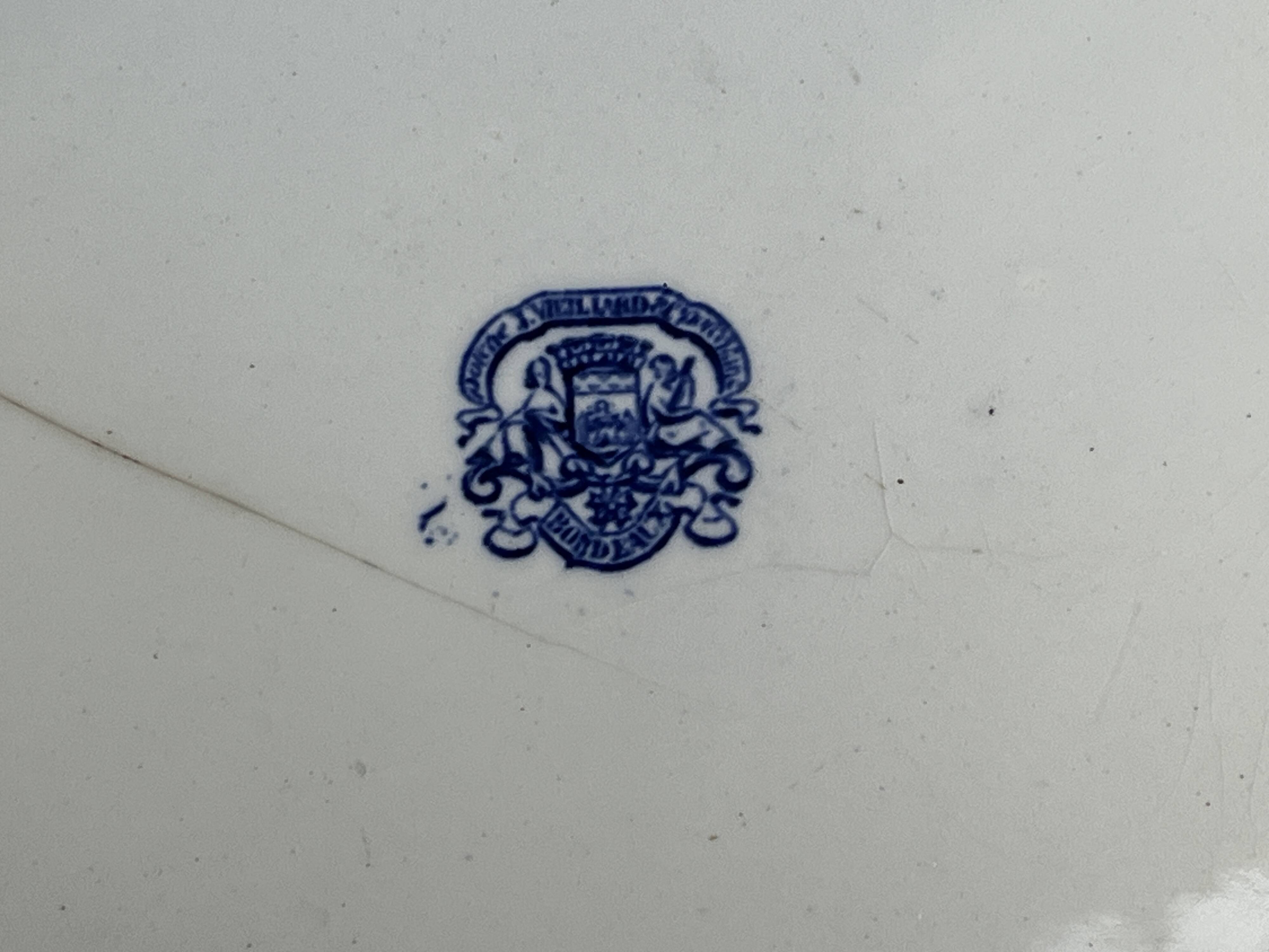 Vieillard Bordeaux, plat faïence fine Tonkin fin XIXème