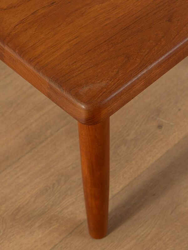 Table basse danoise classique de Niels Bach