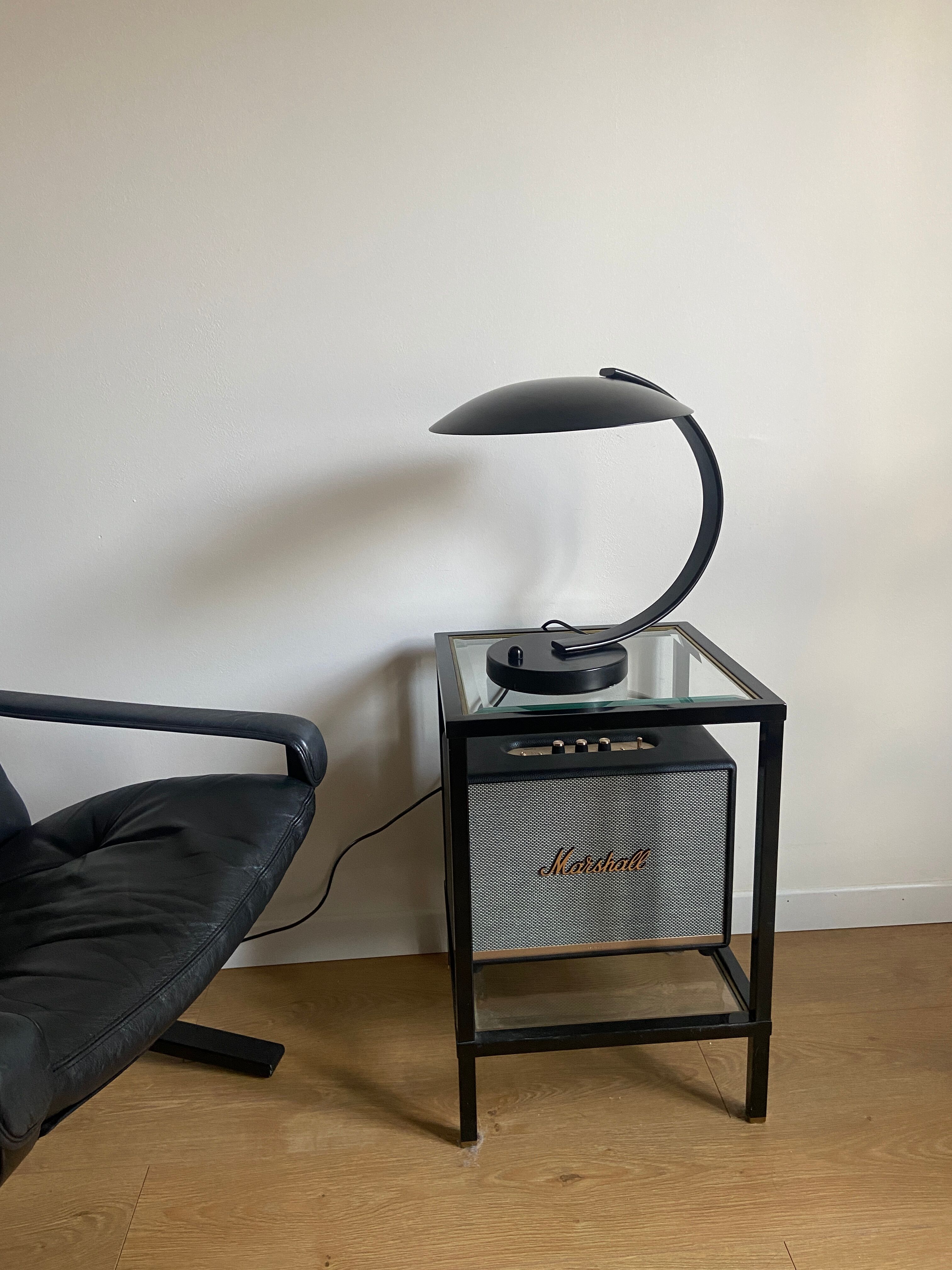 Lampe de bureau soucoupe noire par disderot pour soka made in france