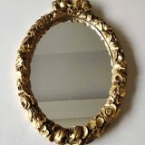 Hollywood Regency style oval Victorian mirror. In antique gold wood. 31 x 21cm