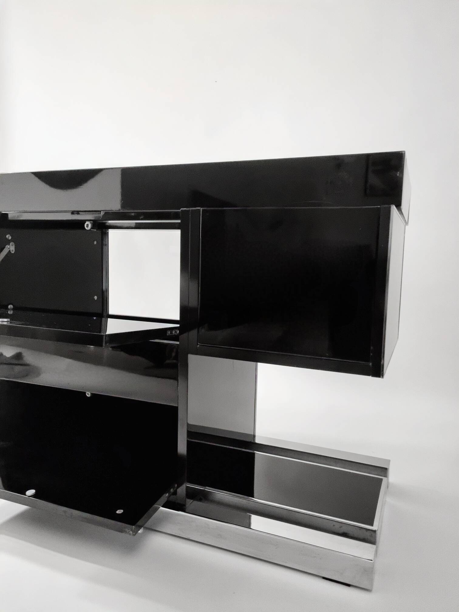 70's bar cabinet designed by Willy Rizzo for Mario Sabot