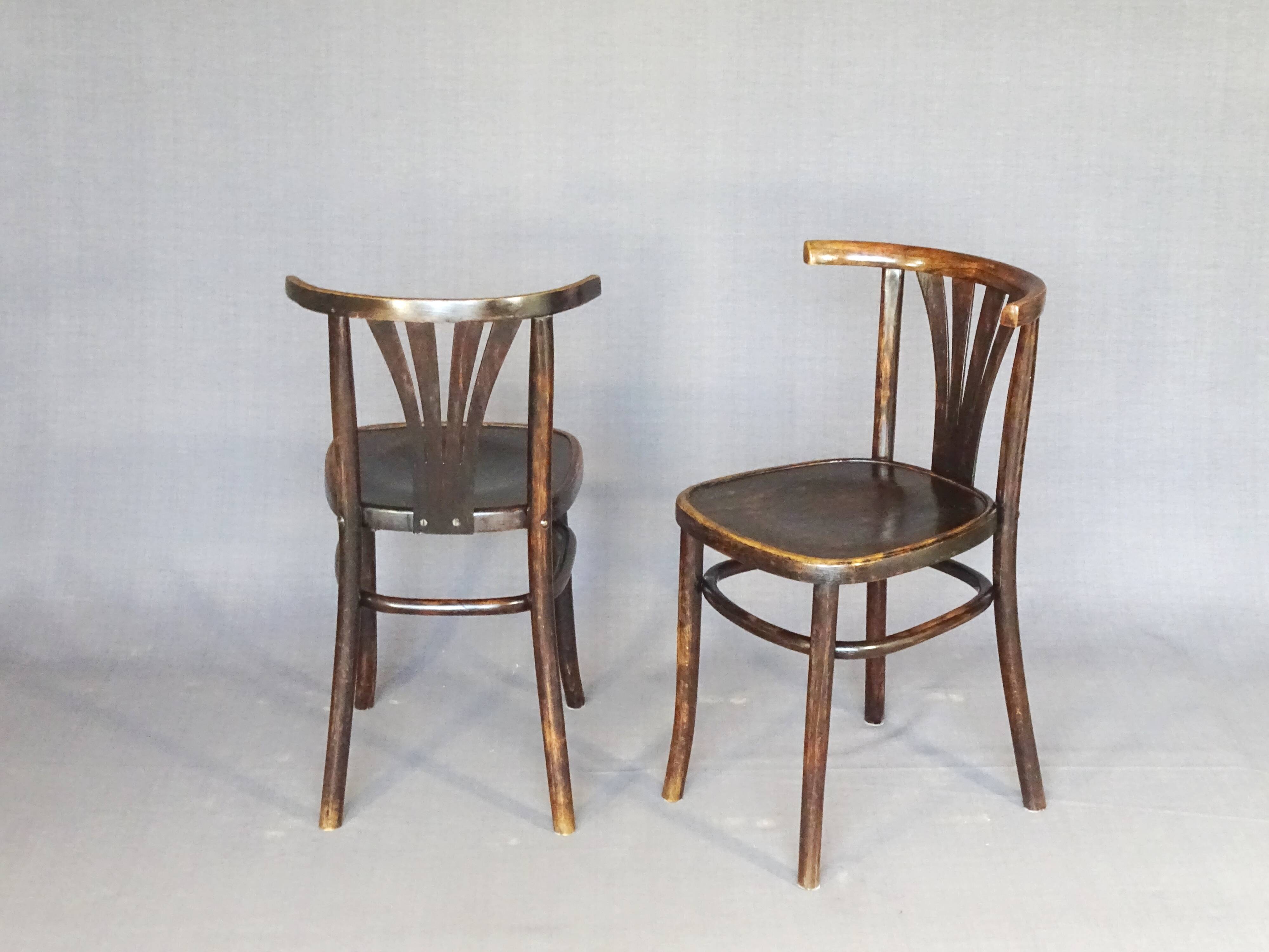2 chaises " bistrot " Pologne 1939 Bentwood