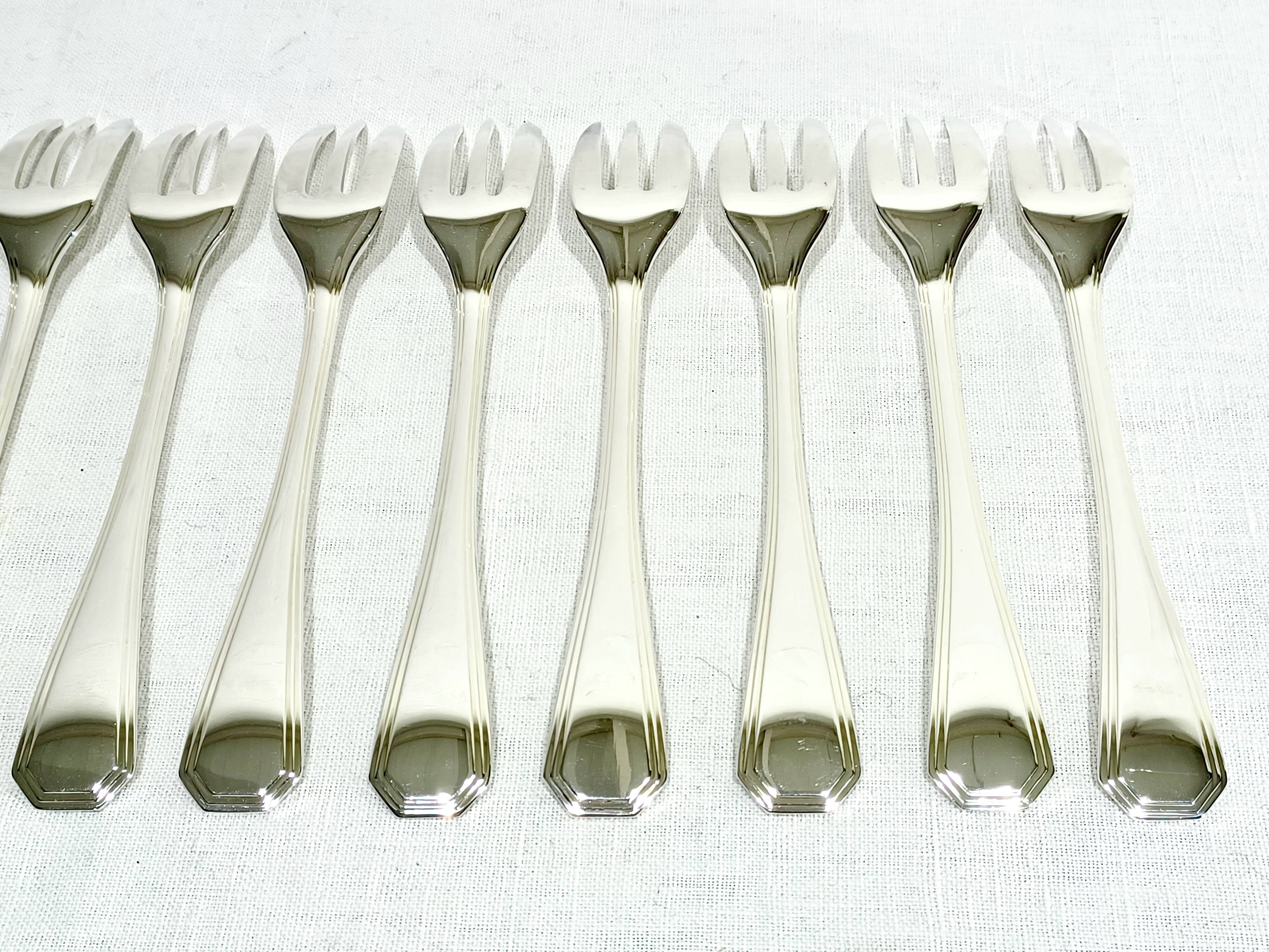 Lot De 12 Fourchettes à Gâteau CHRISTOFLE - Métal Argenté - Design XXème