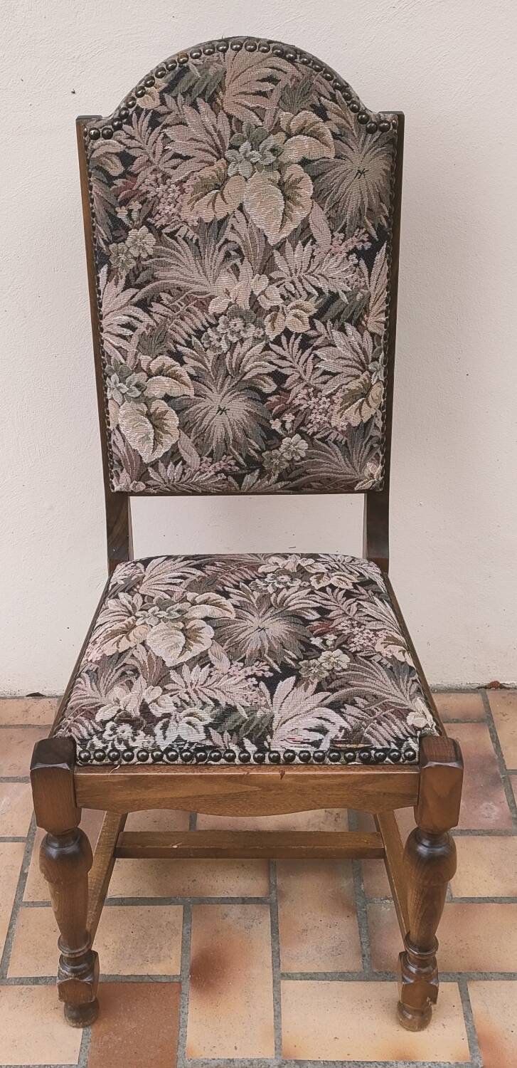 Suite of vintage upholstered chairs