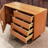 Buffet, U 458 by Jiri Jiroutek