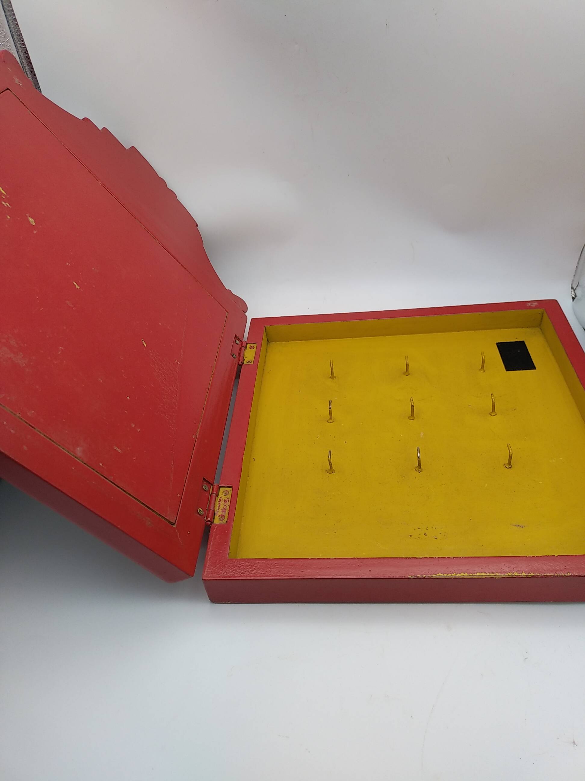 Wooden wall key holder mirror.Country Corner.