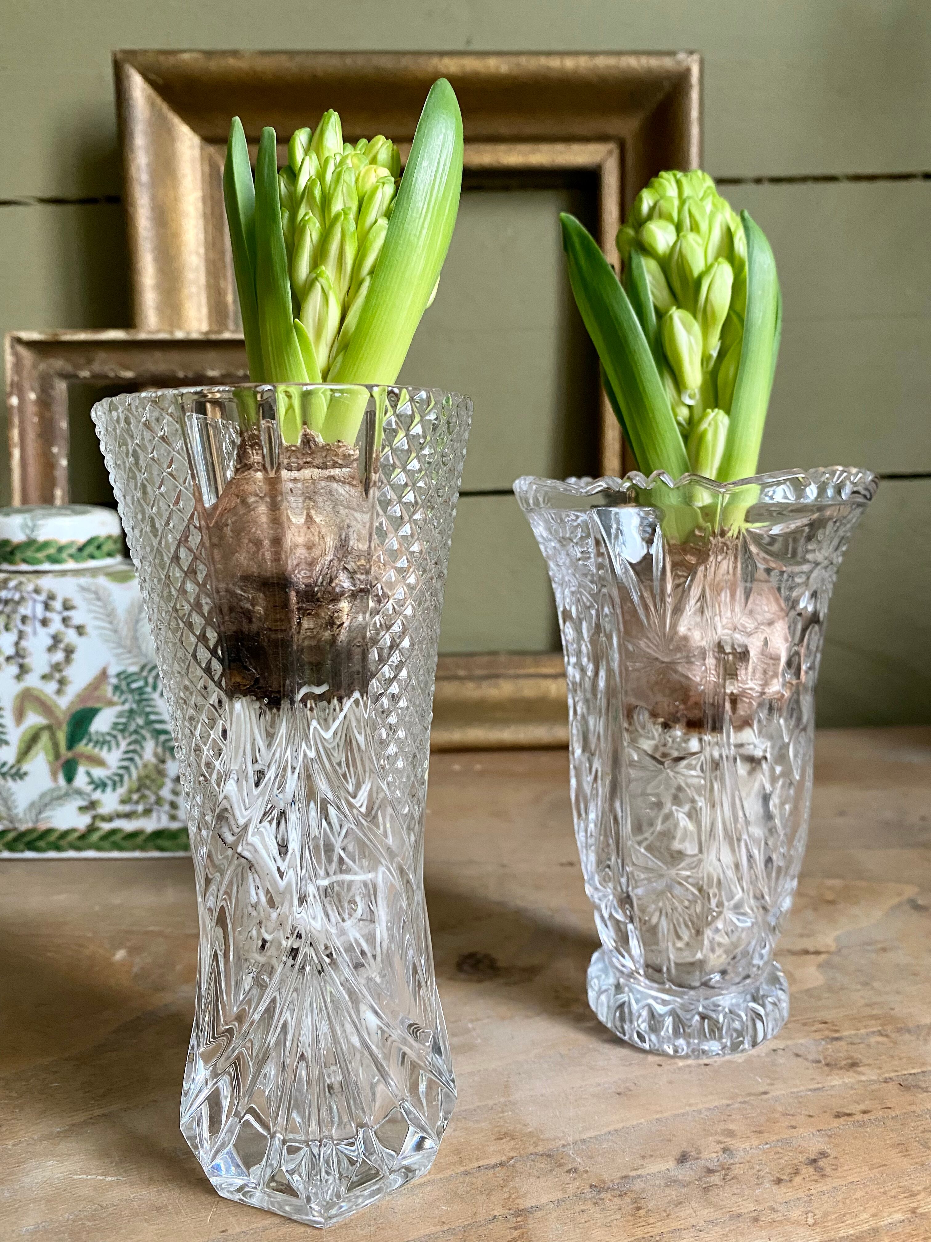 Fine carved glass vase