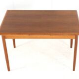 Extendable rectangular dining table "Horsbyg" - Danish design in teak