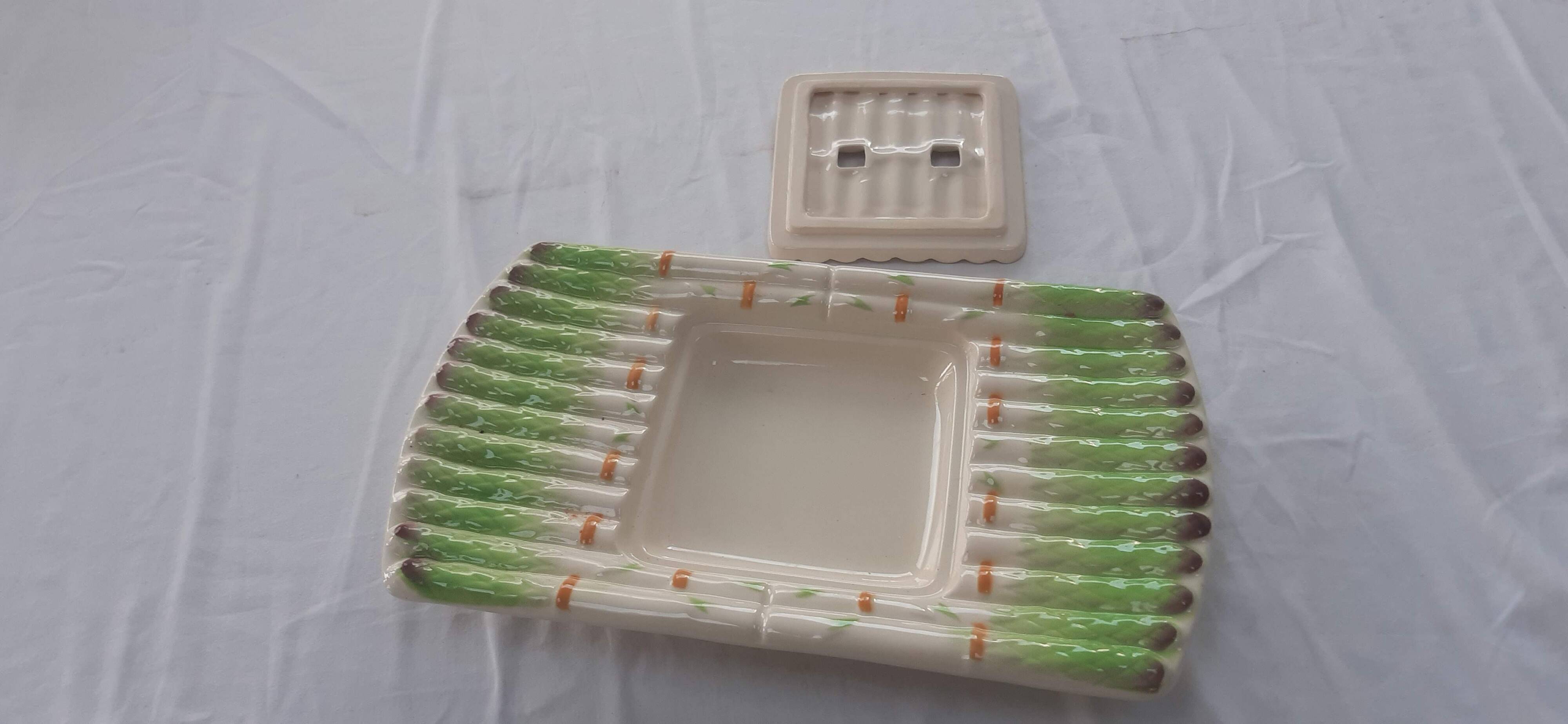 Large asparagus dish in Niderviller slip