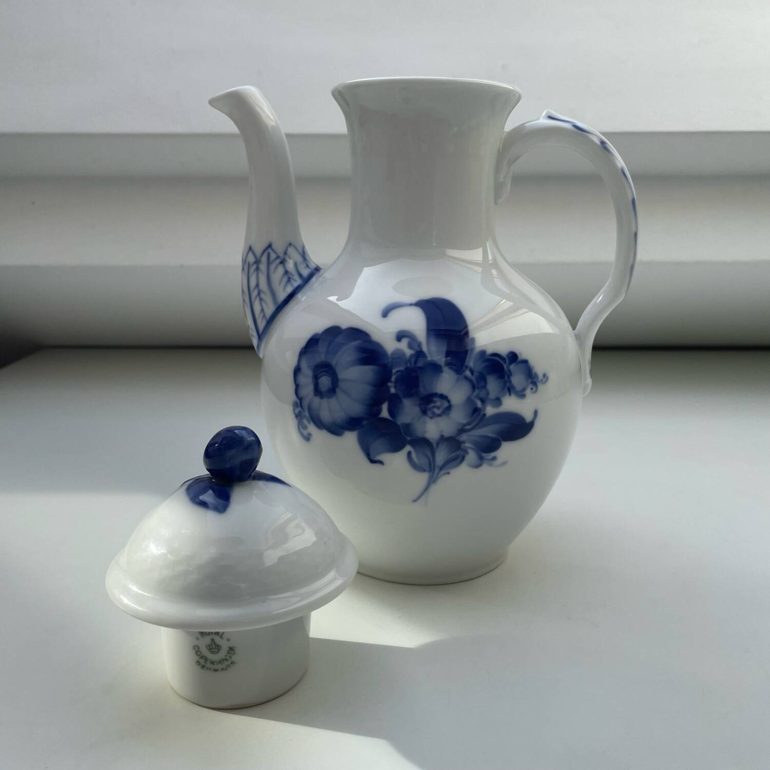 Coffee pot Blue Flower Royal Copenhagen