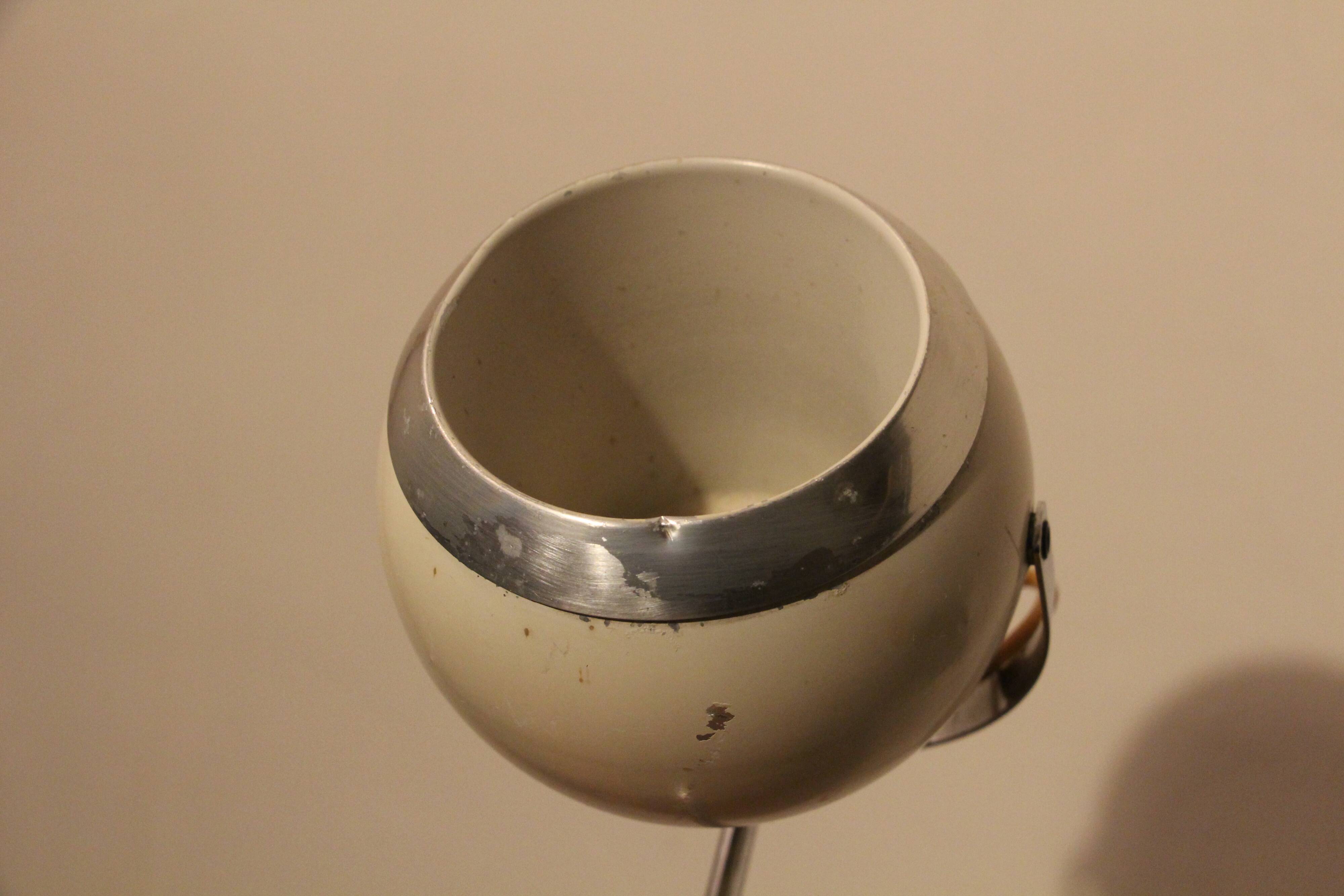 White eyeball desk lamp 60's