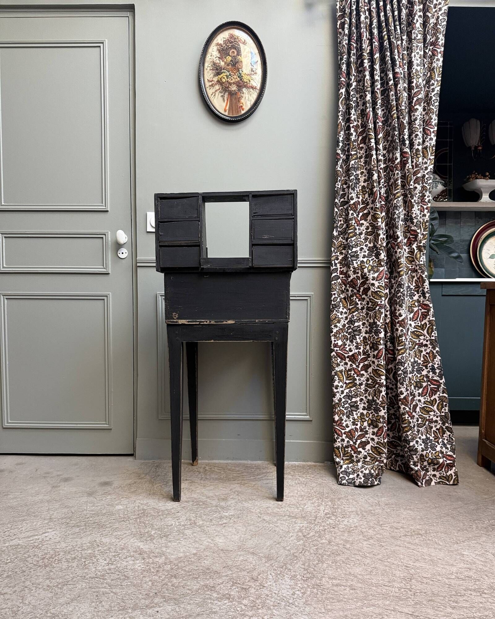 Small black antique graduated desk (renovated)