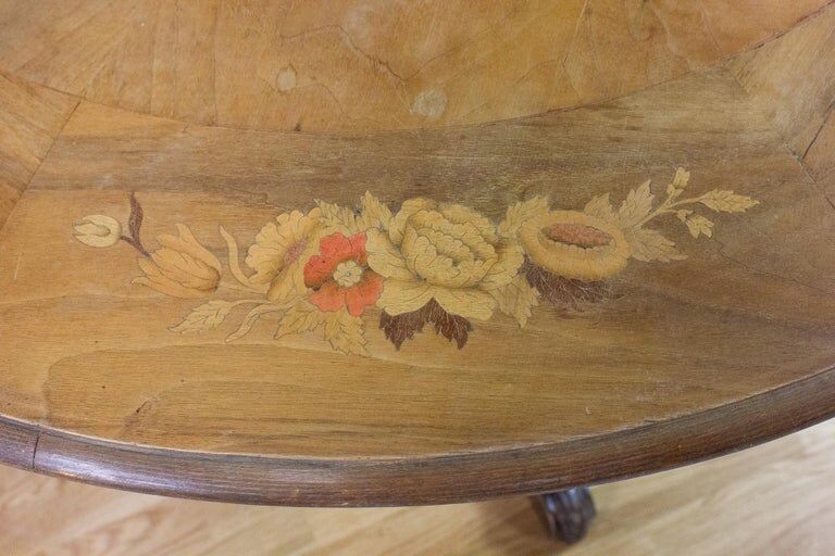 Pedestal table Louis-Philippe style 20th century