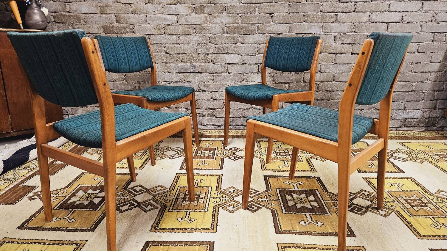 Set of 4 Scandinavian chairs 1960