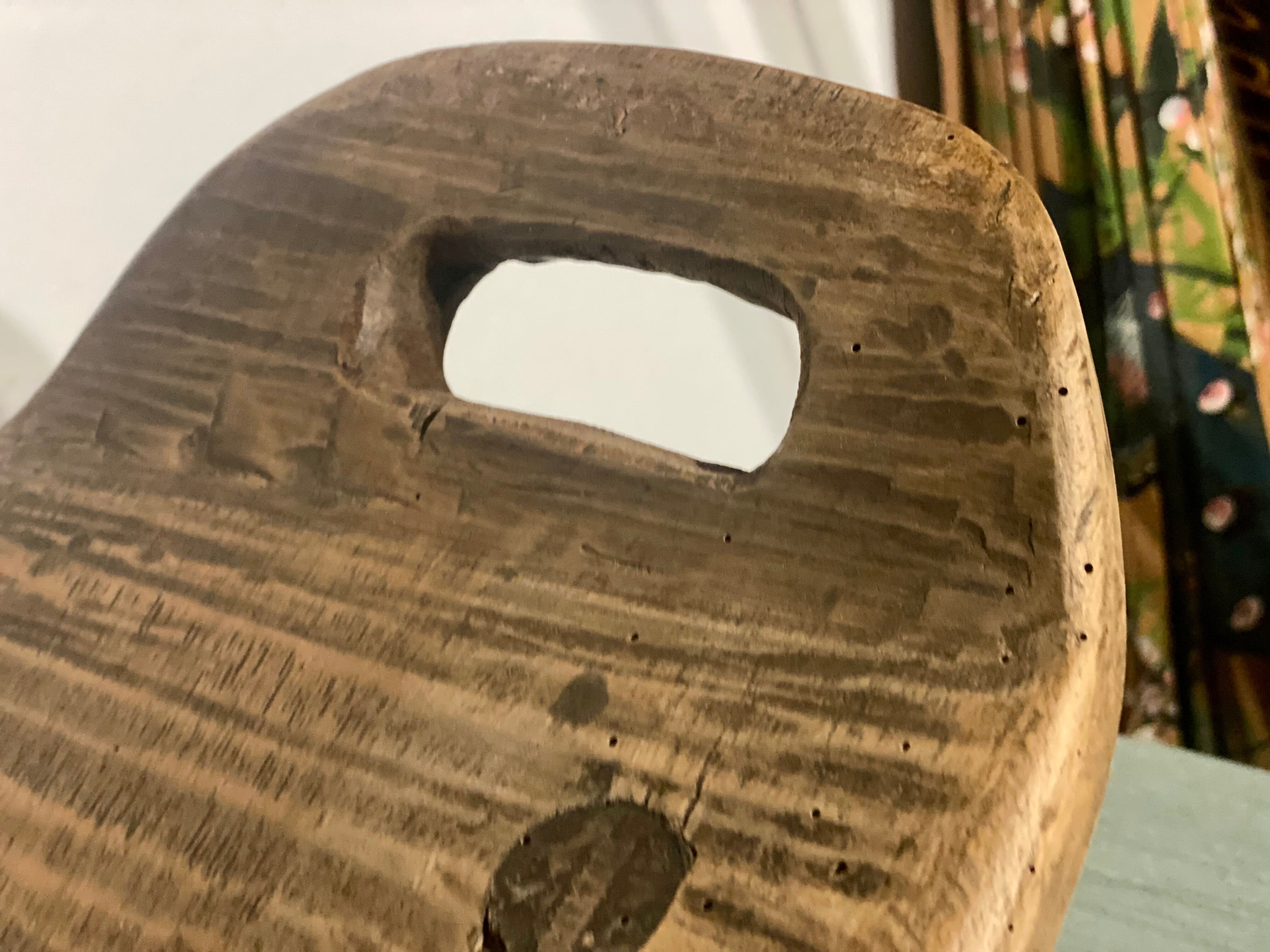 Tripod milking stool