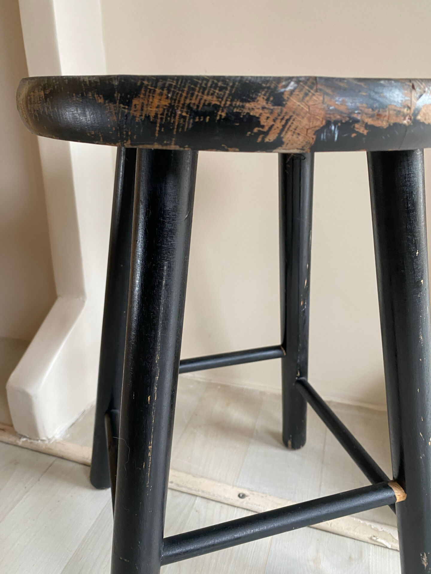 Brutalist stool workshop
