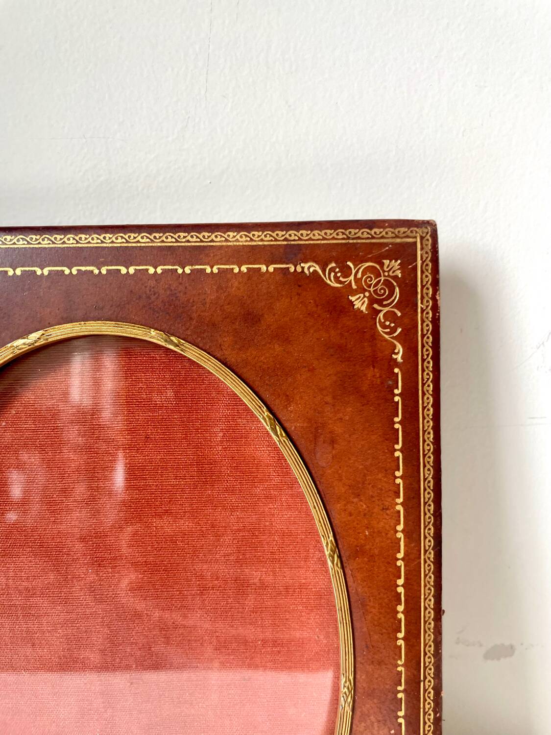 Antique leather with gilding frame measurements 18 cm x 14 cm