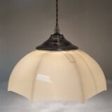 Opaline suspension
