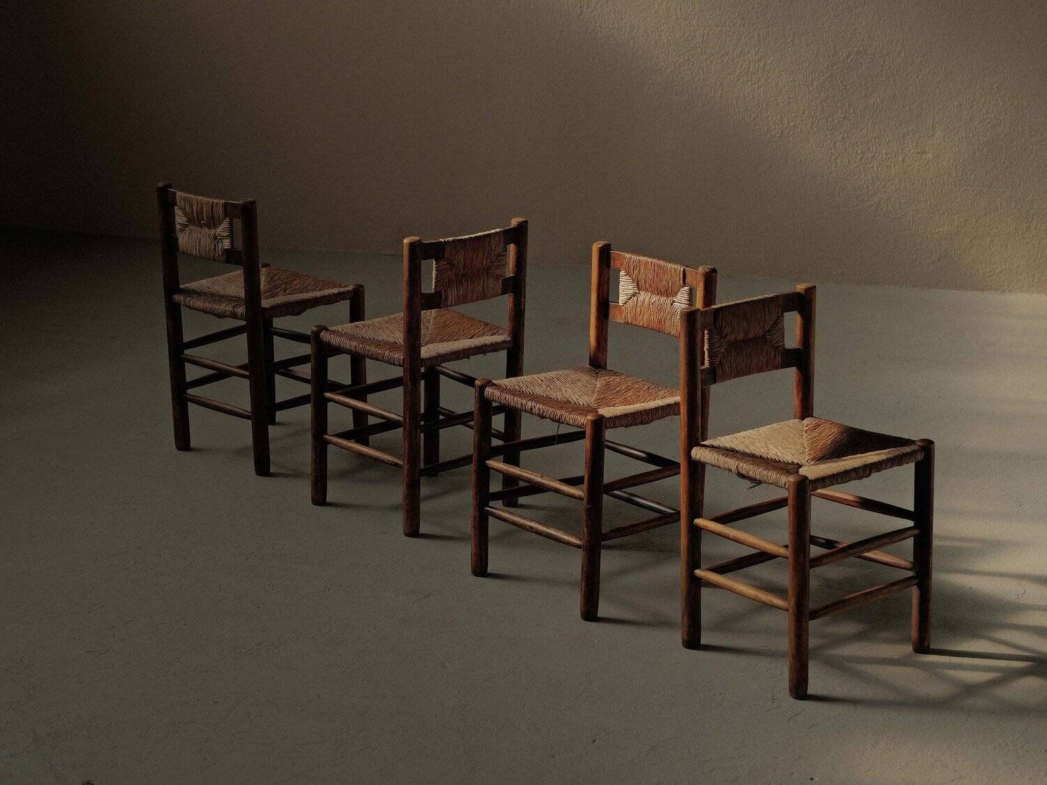 Handcrafted chairs in solid pine and woven straw – France, circa 1950