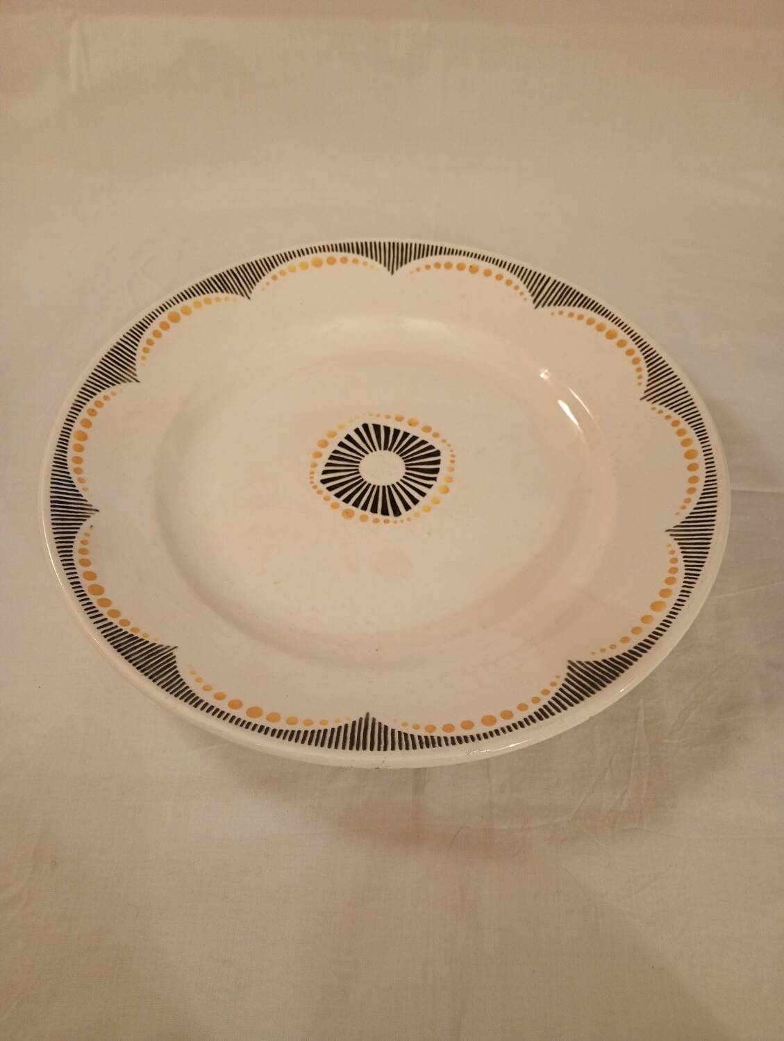 Large round dish Badonviller