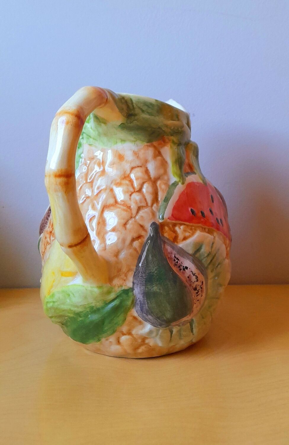 Fruit slurry pitcher