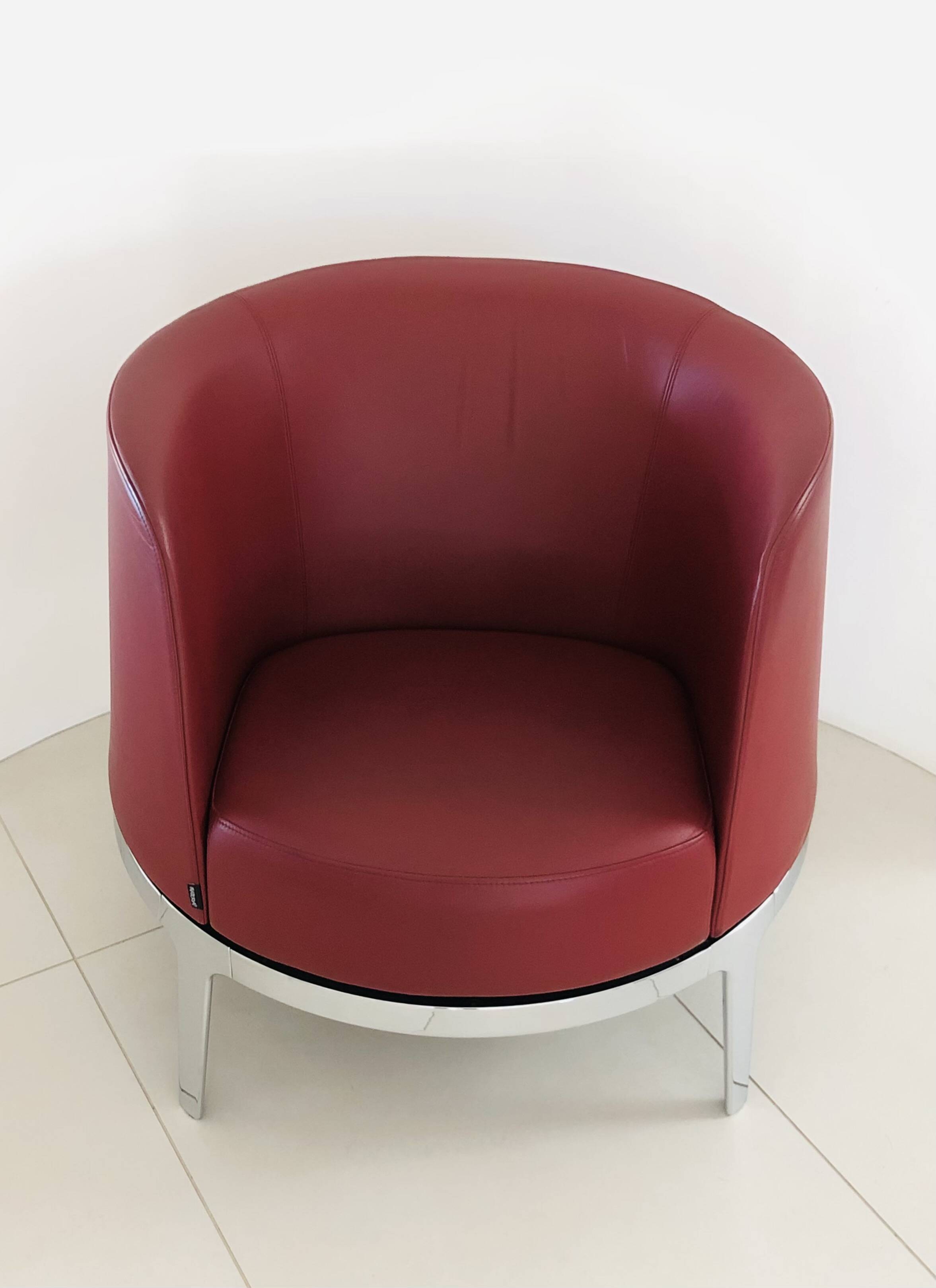 Fauteuil rotatif en cuir Bordeaux par Carl Öjerstam pour Materia, Suède post 2000