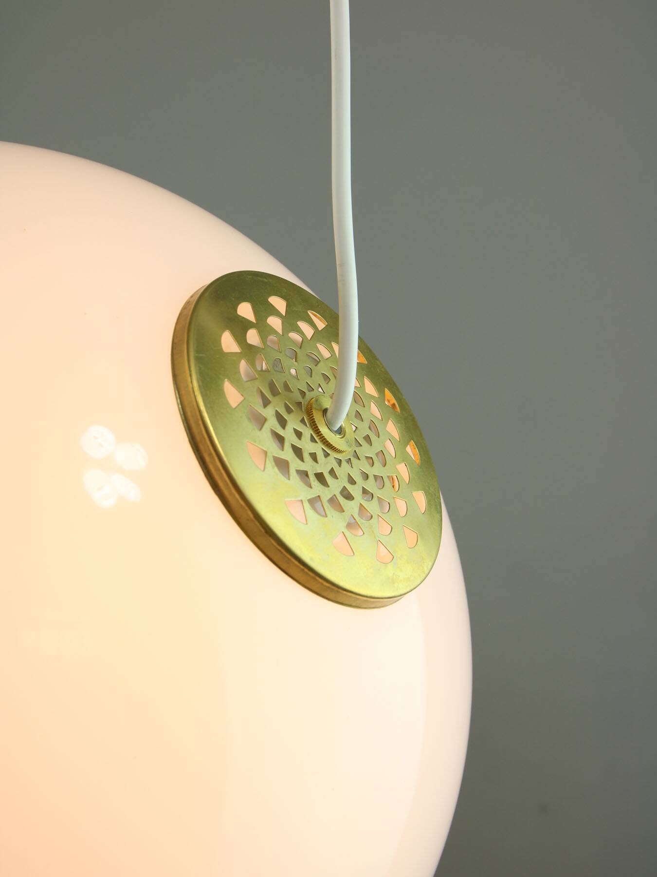 Italian Space Age Pendant Lamp in Plexiglass and Brass, 1970s