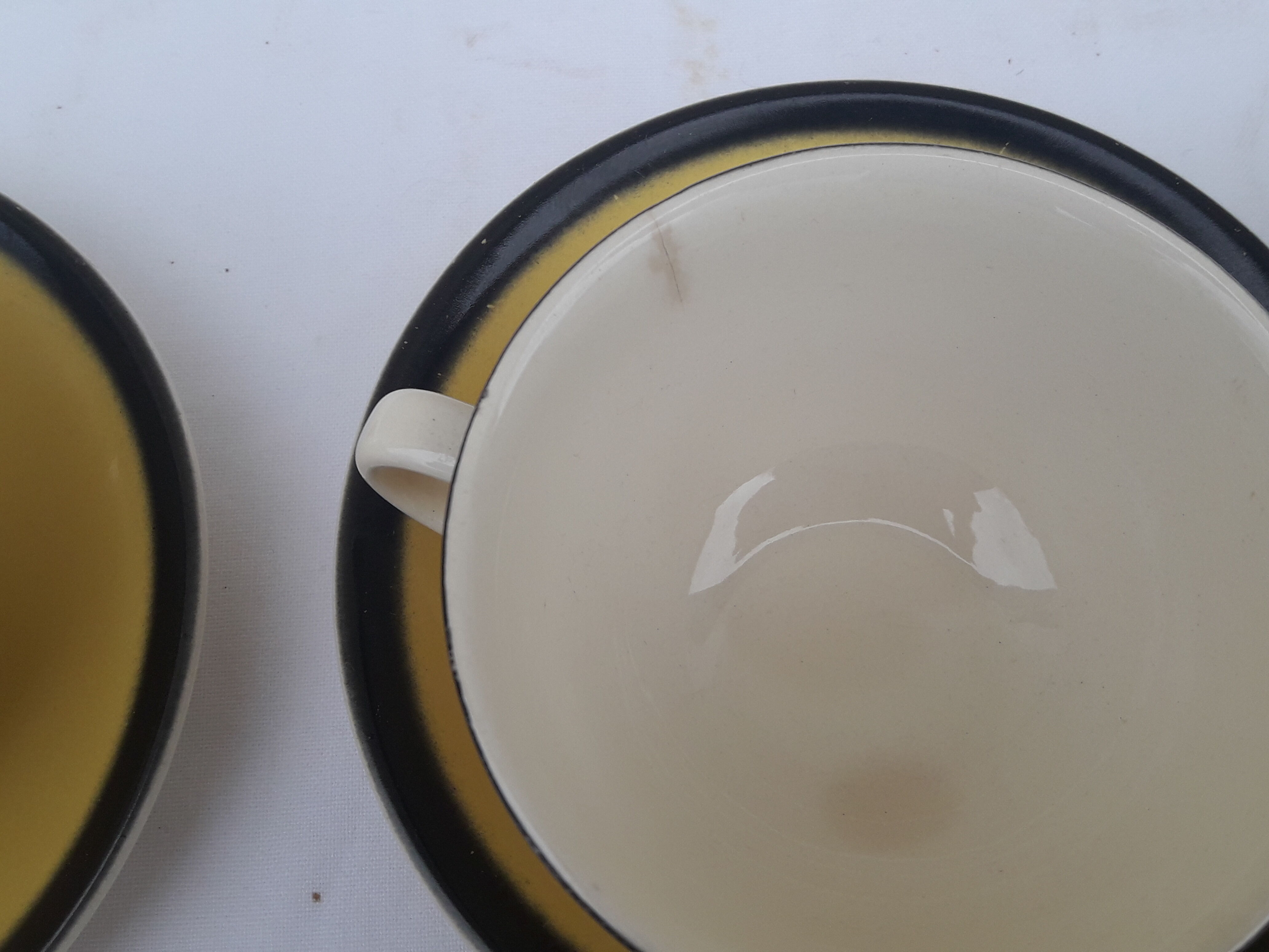 9 cups with saucers and a sugar maker Villeroy and Boch model Biarritz year 50