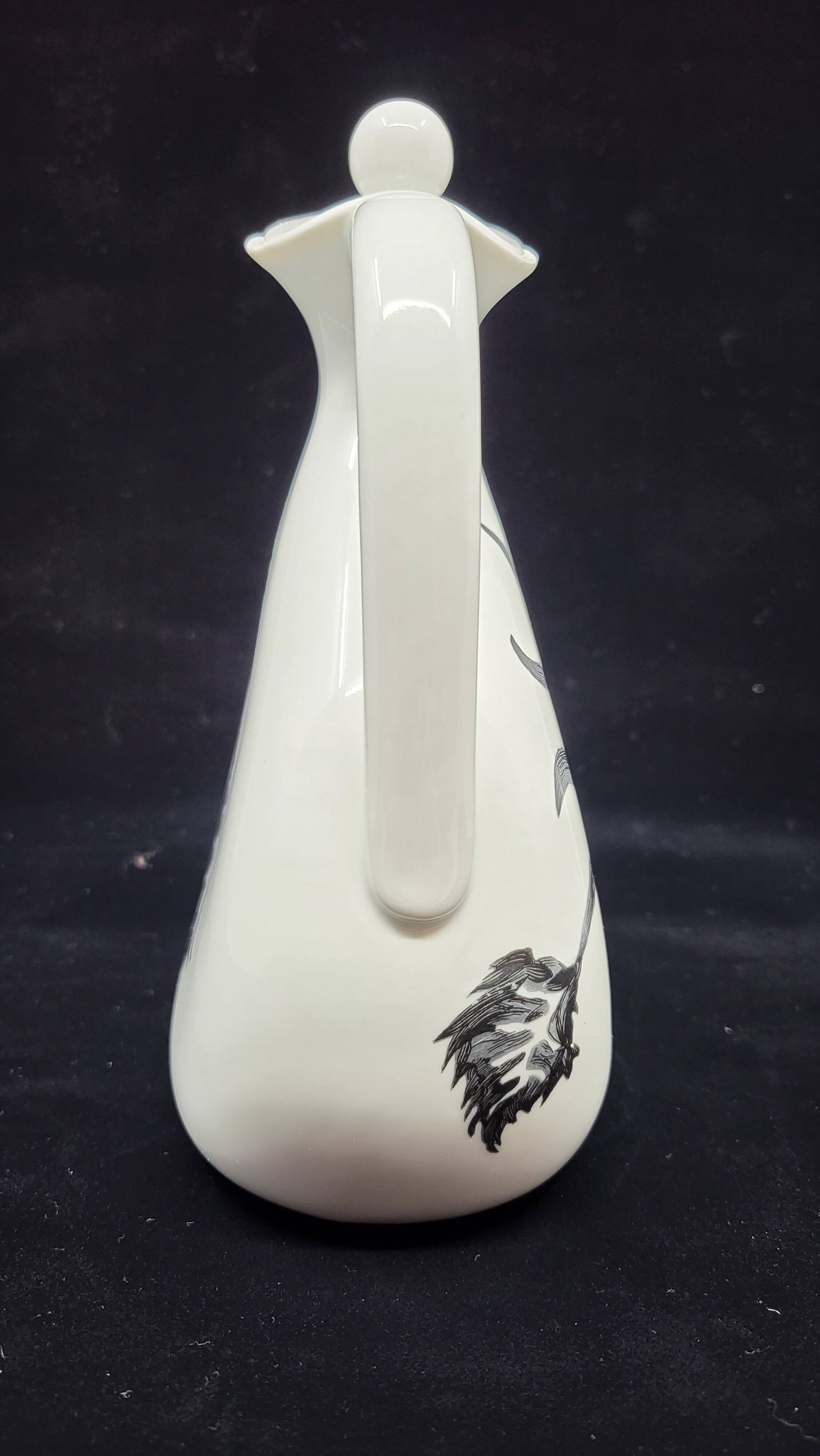 Bottle Jean Lurçat by Haviland Limoges in porcelain France