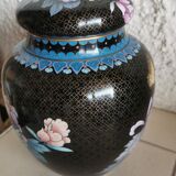 Victorian-era partitioned ginger pot