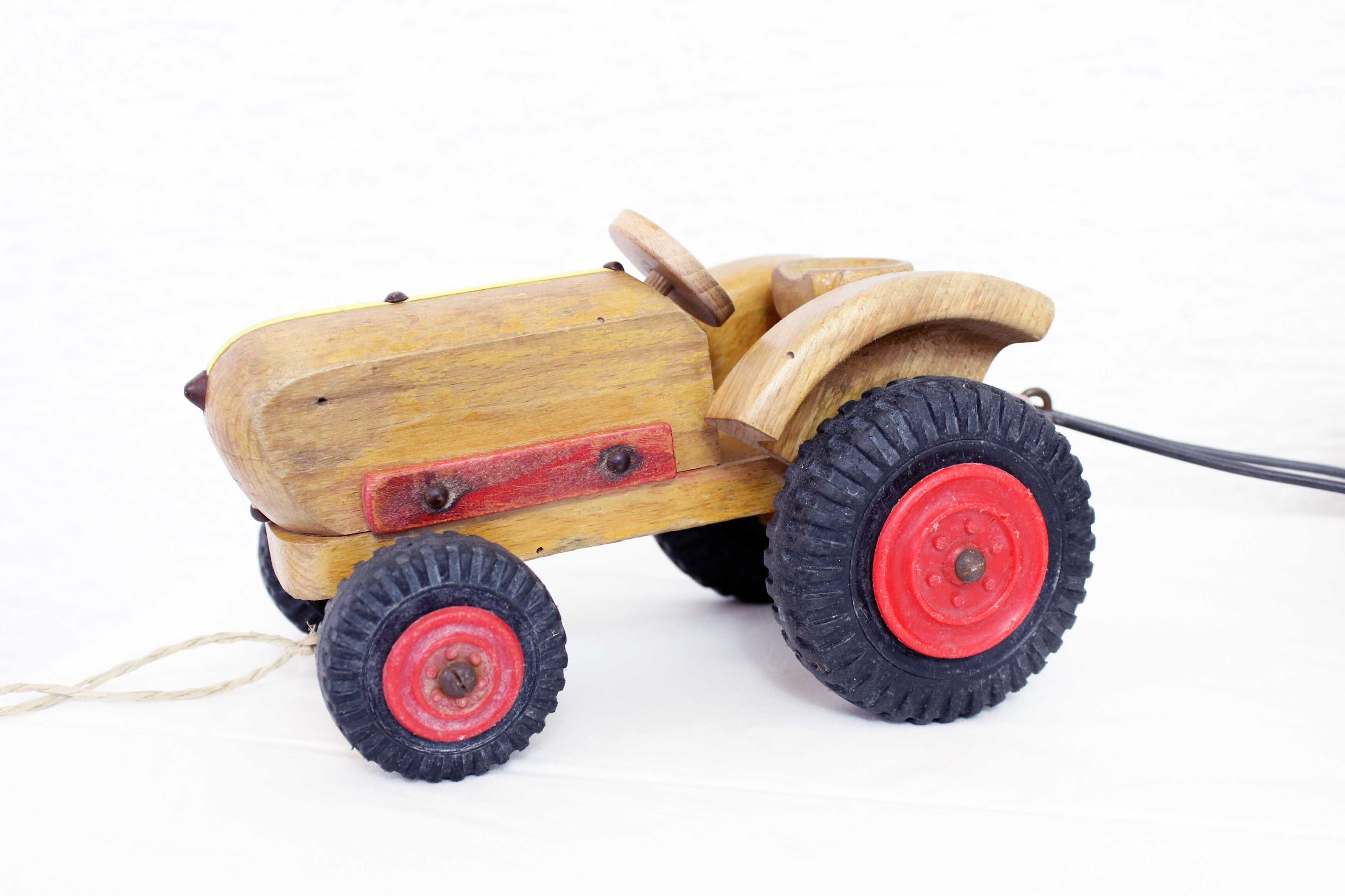 Authentic wooden toy label "Spielgut", Tractor and trailer