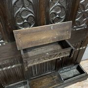 Neo-Gothic coat rack in carved oak, 19th century