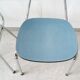 Chaise formica en rouge et bleu, chaises de cuisine et empilables