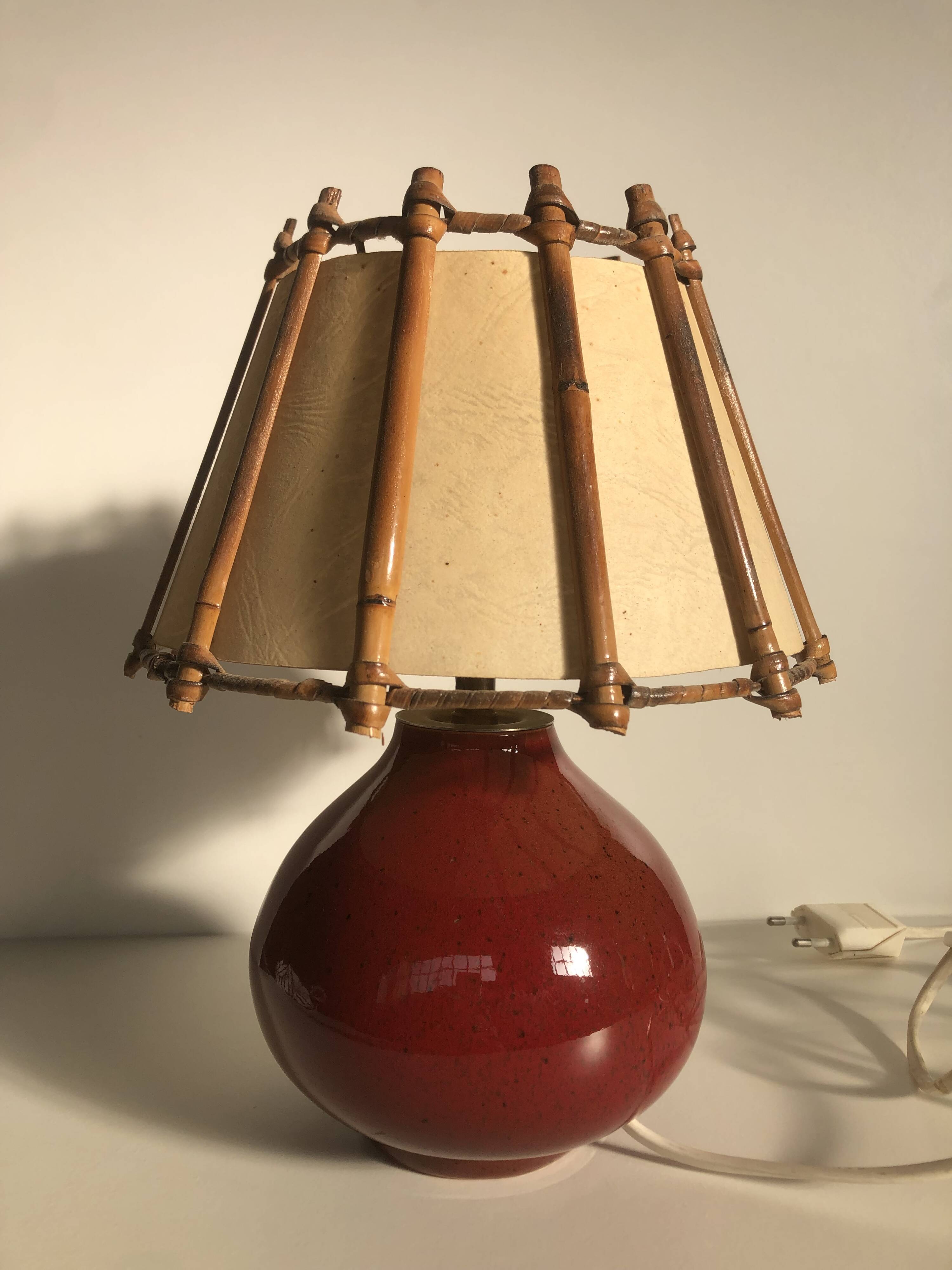 Lampe céramique rouge