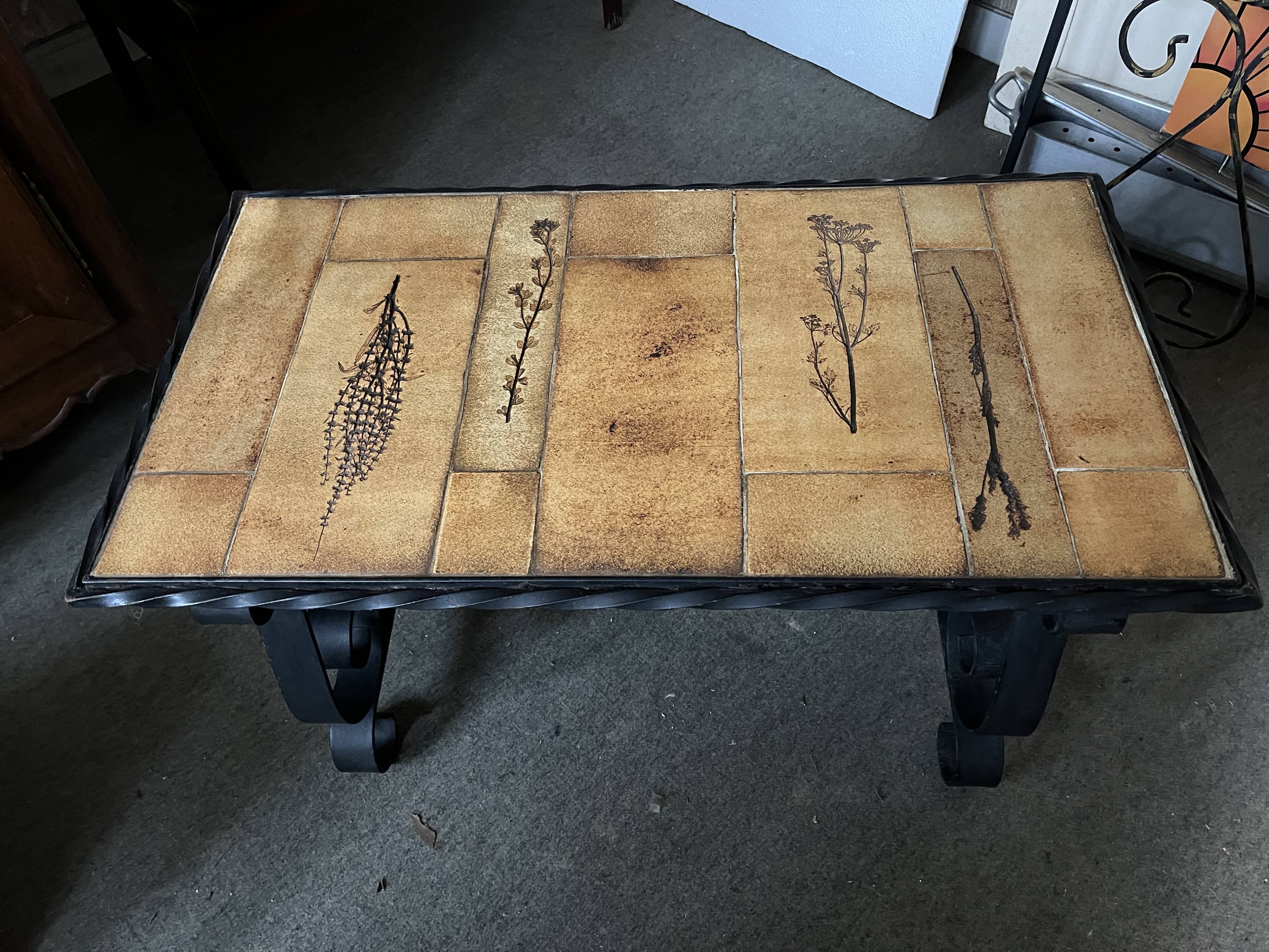 Vintage ceramic coffee table from the 70s