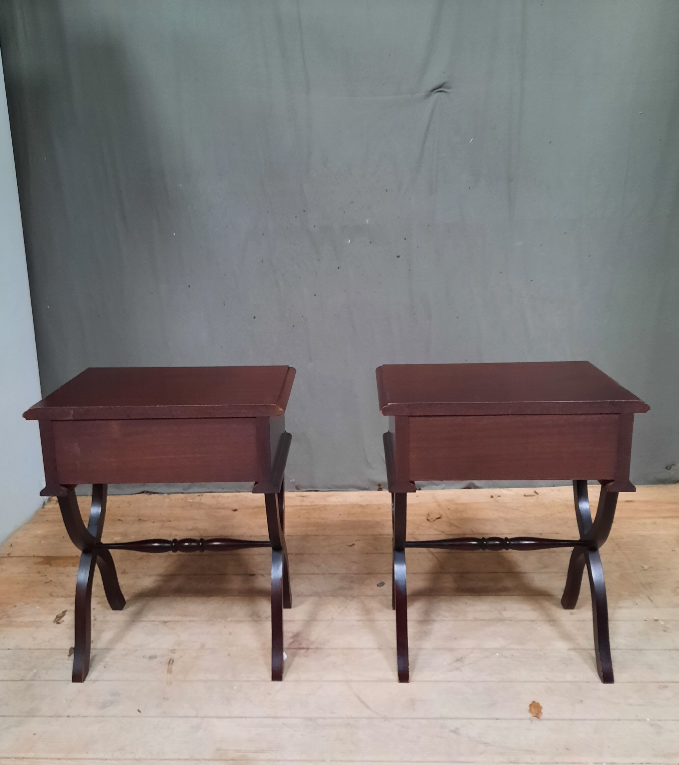 Pair of mahogany bedsides base X