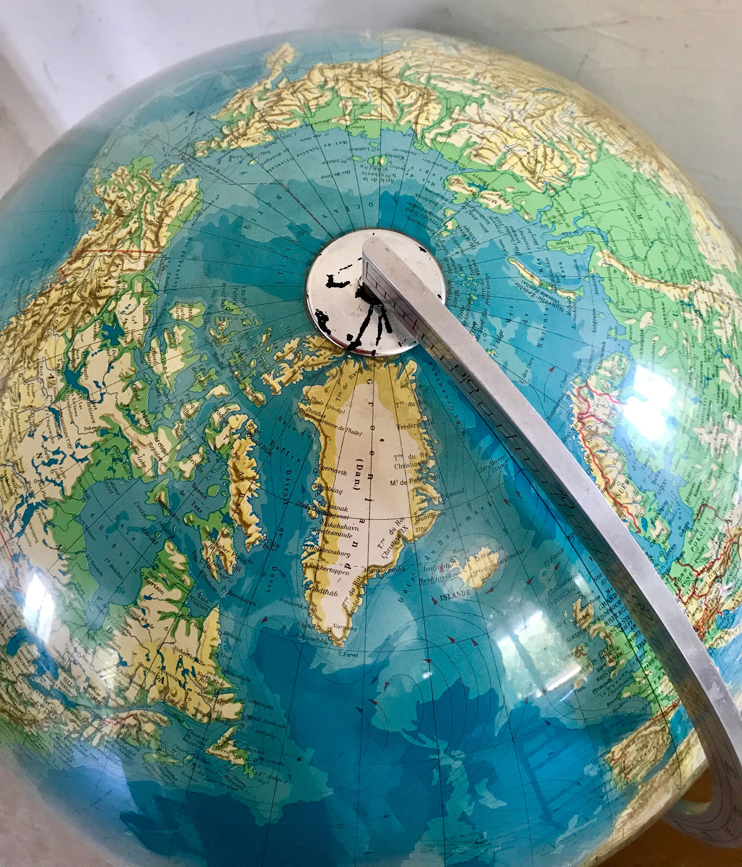 Globe Earth light vintage