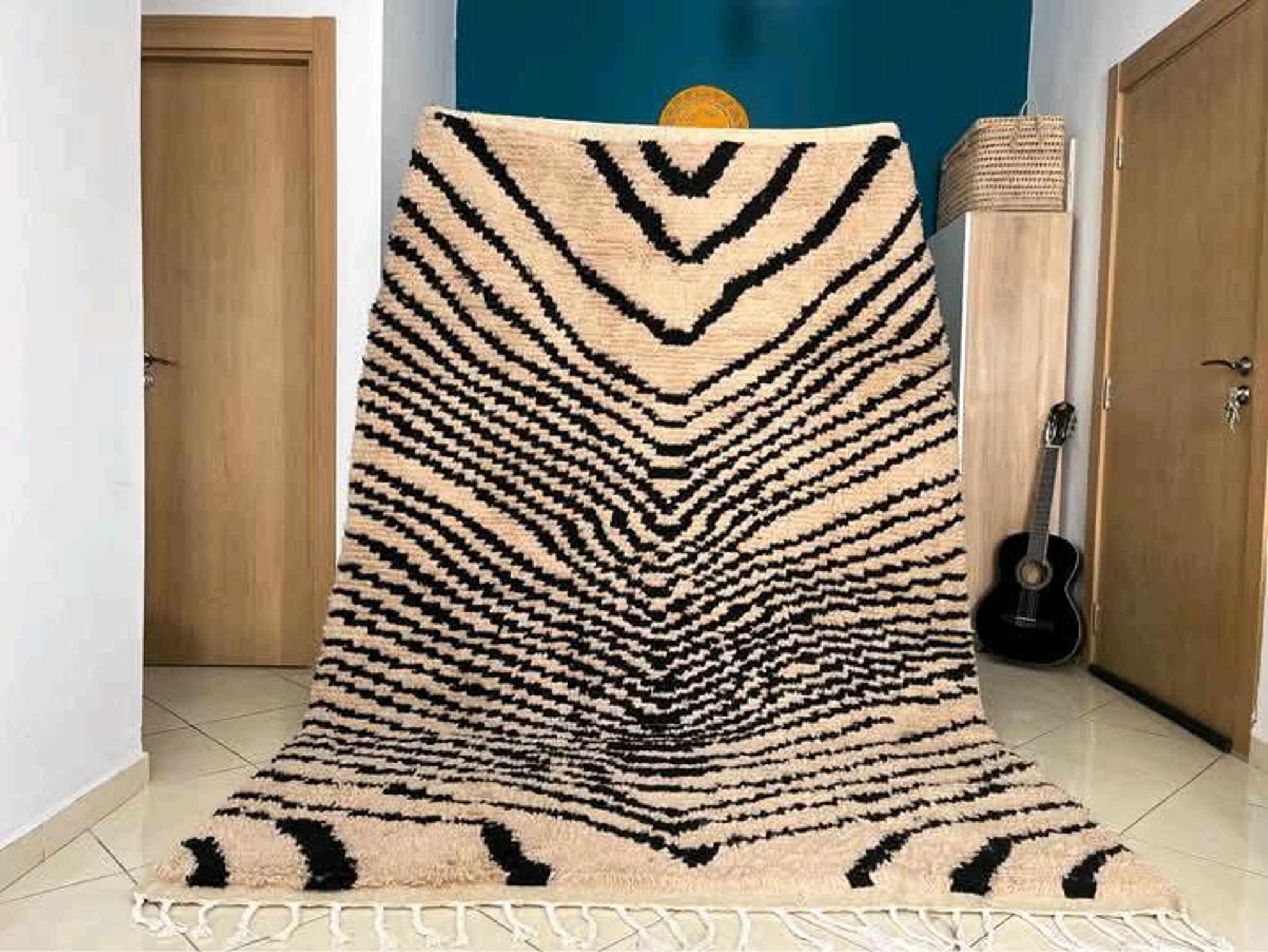 Decorated Berber rug 260cmx160cm