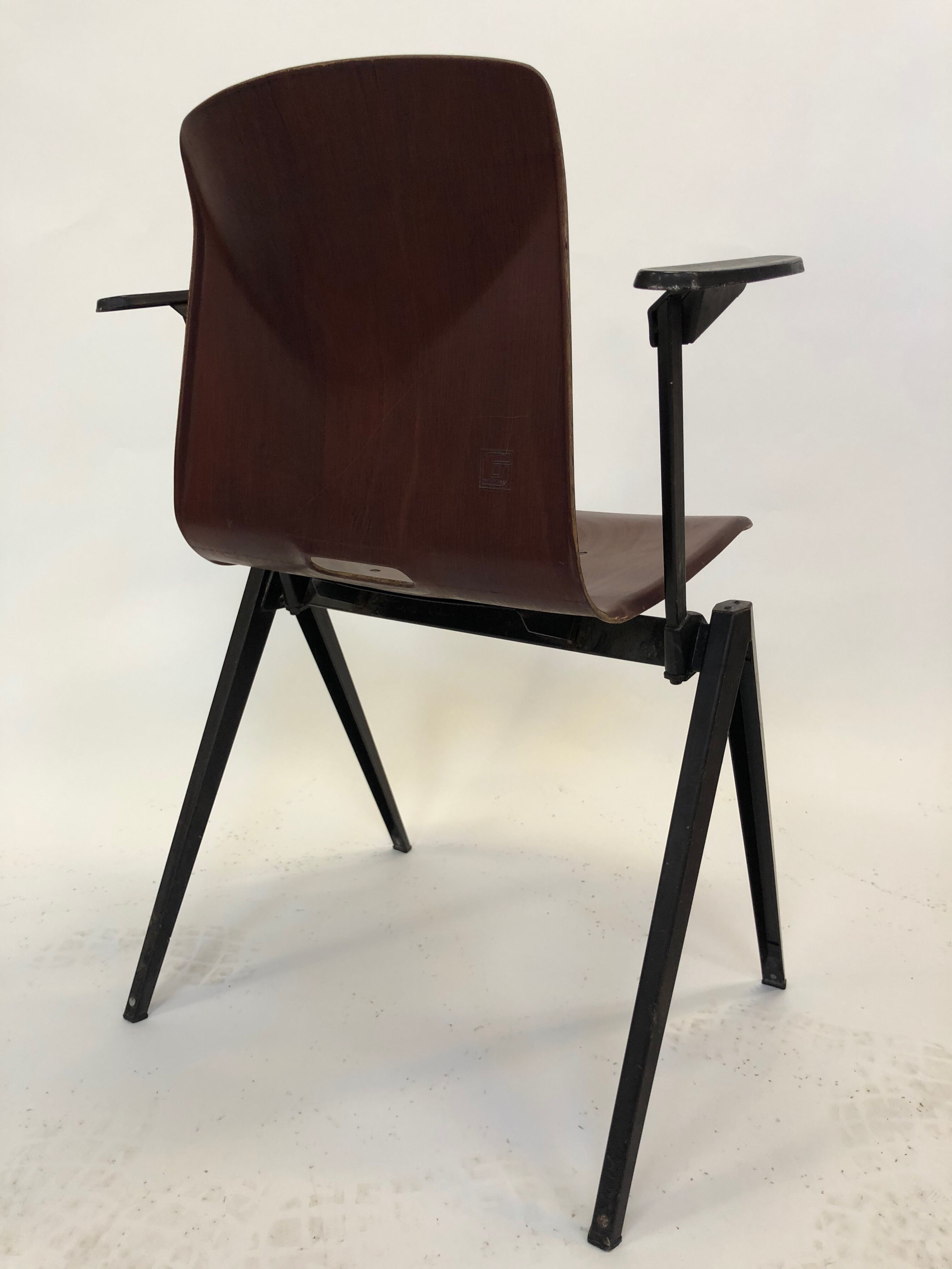 Chair Pagholz Galvanitas S22