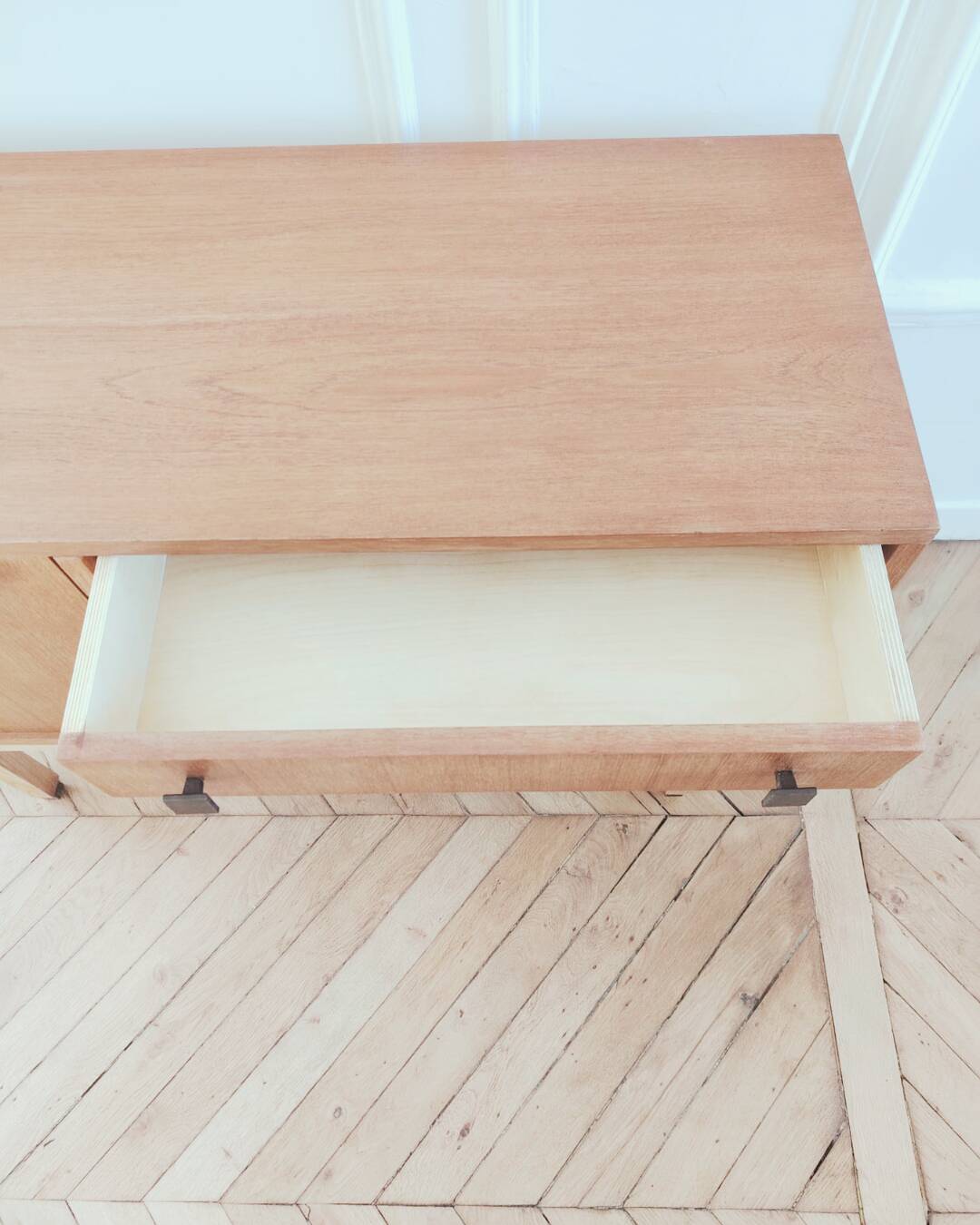 Low buffet / Vintage MDK sideboard renovated in teak, 1960s
