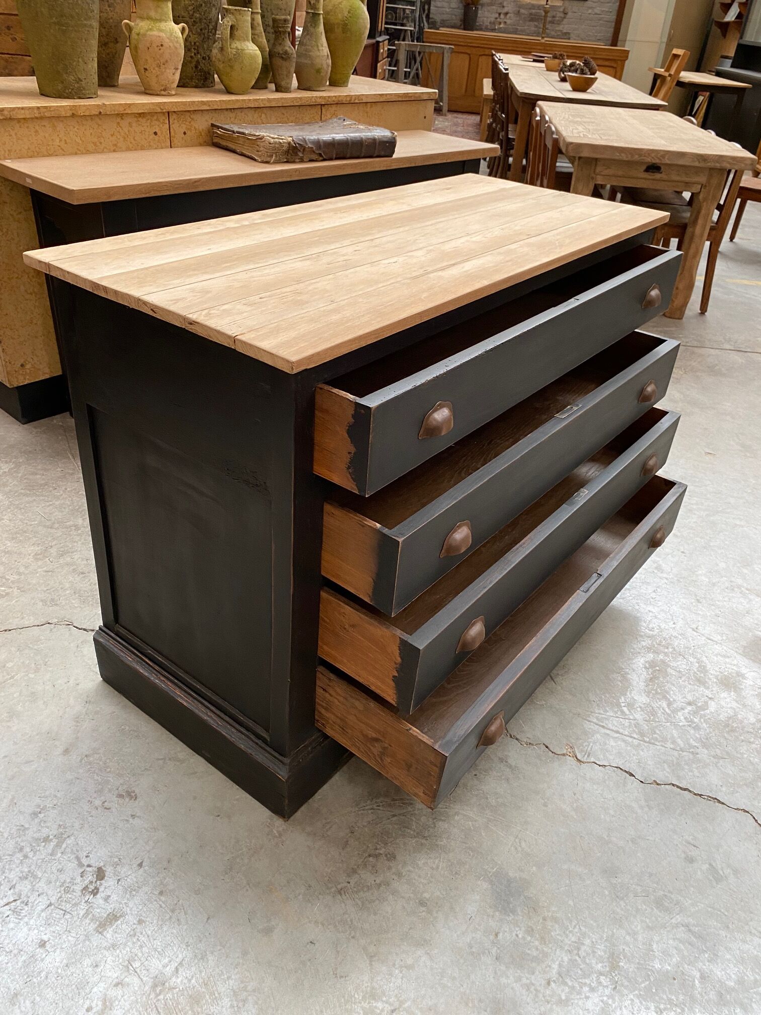 Chest of drawers early twentieth century