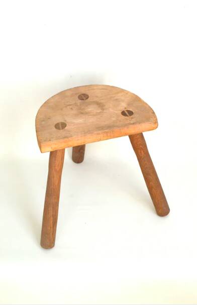 Tabouret demi-lune