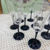 10 champagne flutes