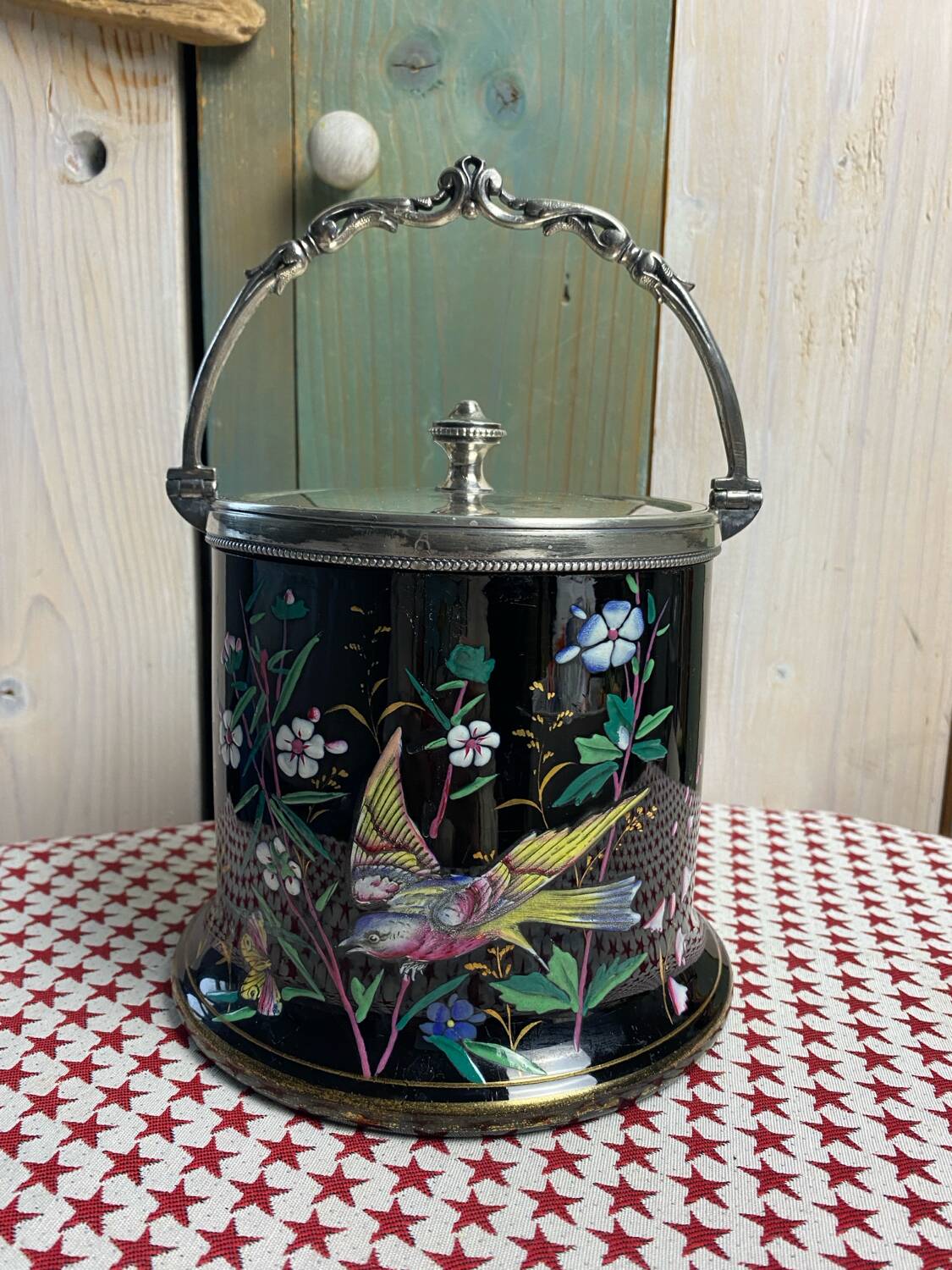 English porcelain and silver-plated metal cake tin