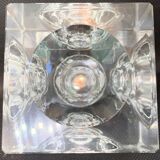 Cubic crystal table lighter