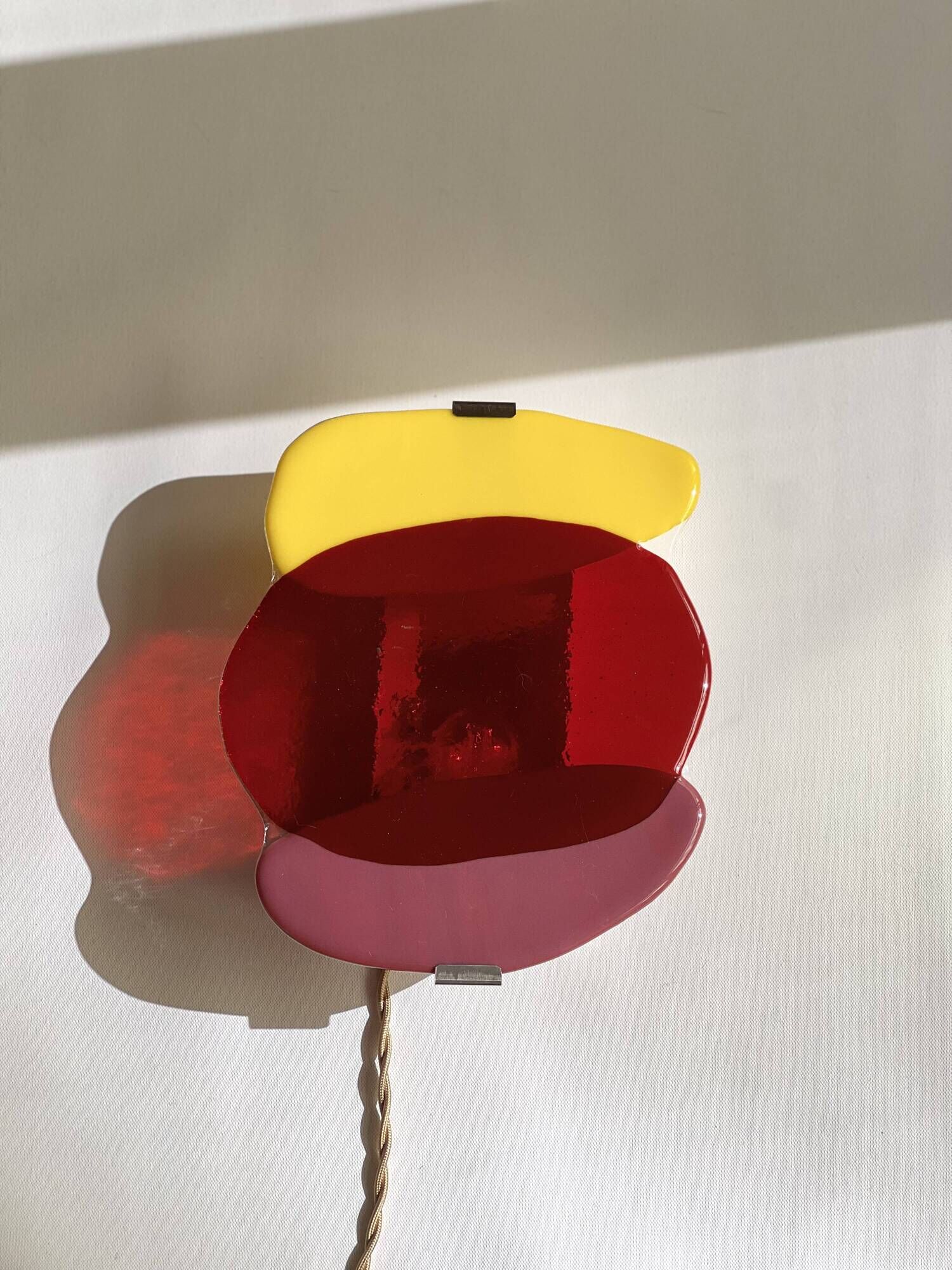 Applique murale en verre artistique