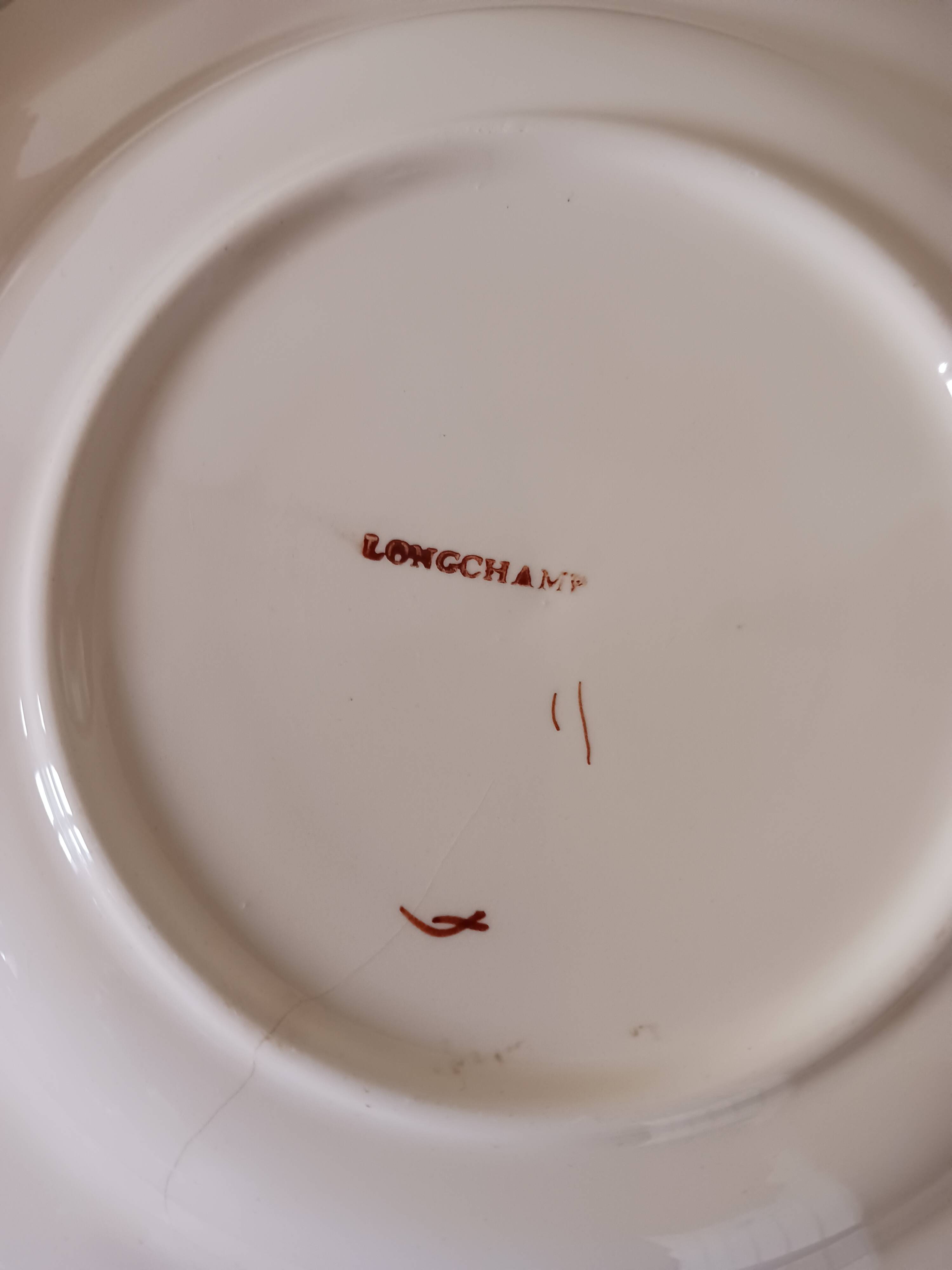 Assiettes Longchamp .