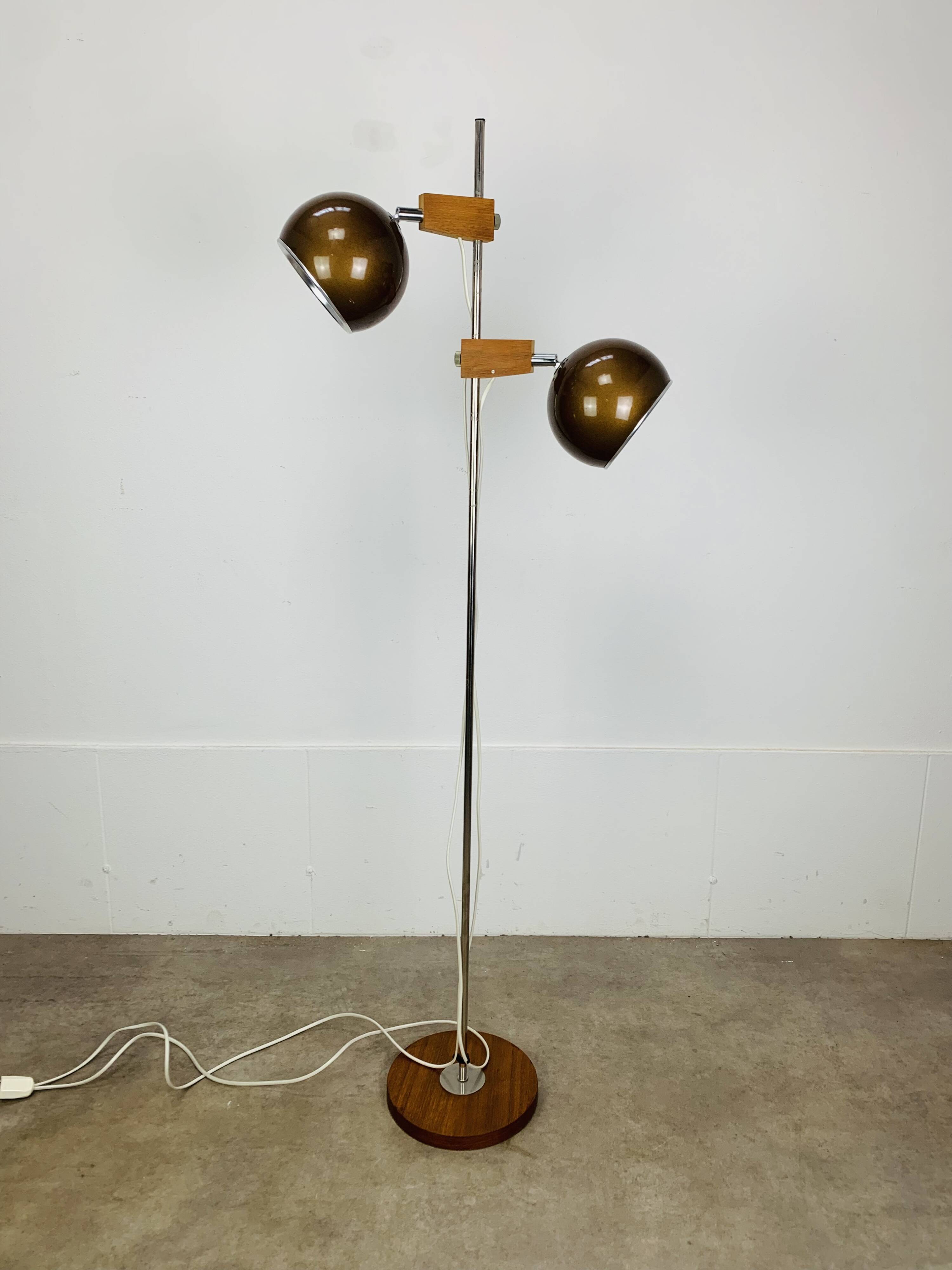 Eyeball floor lamp by Temde Leuchten, copper metal, teak and chrome, 70s.