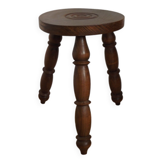 Vintage french hand made wood milking stool 3 legs bullseye seat 4417